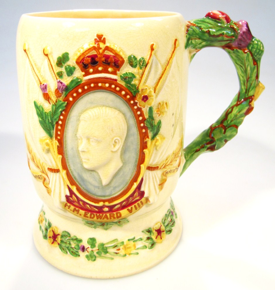 Appraisal: A thC Crown Devon Fieldings musical tankard God Save The