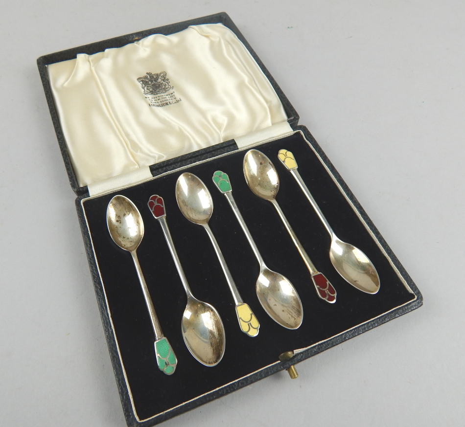 Appraisal: A set of six George V Art Deco style silver