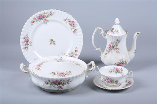 Appraisal: -PIECE ROYAL ALBERT BONE CHINA DINNER SERVICE Moss Rose pattern