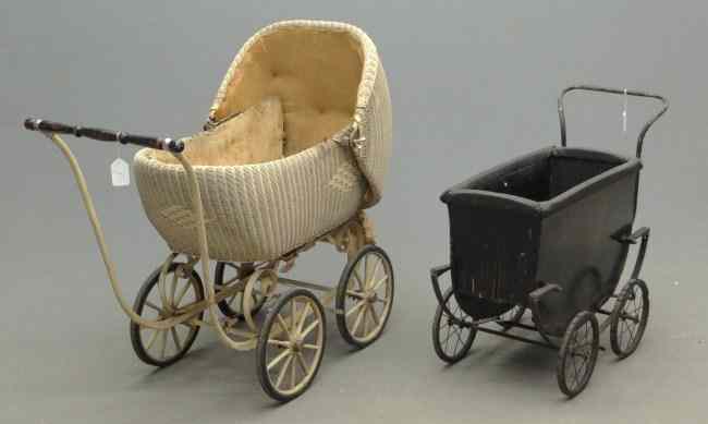 Appraisal: Lot two vintage baby carriages