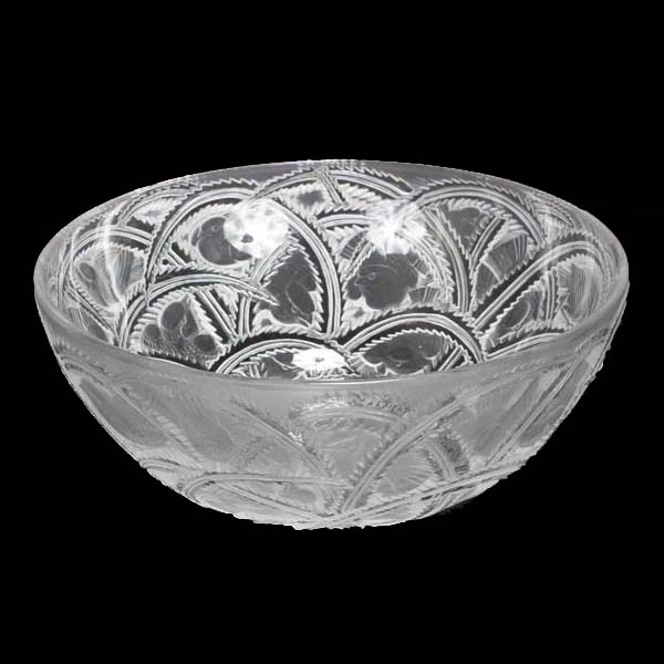 Appraisal: Lalique France crystal 'Pinsons' birds bowl Engraved 'Lalique France' dia