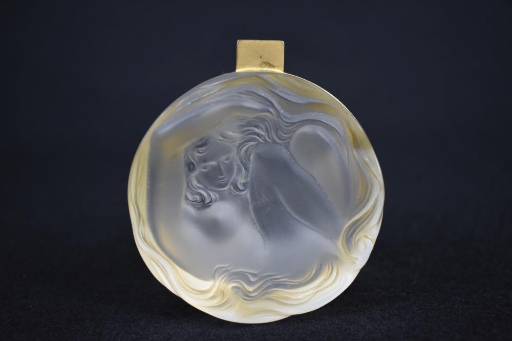 Appraisal: R LALIQUE FROSTED GLASS-COVERED DRESSING BOXEtched signature Circular with a