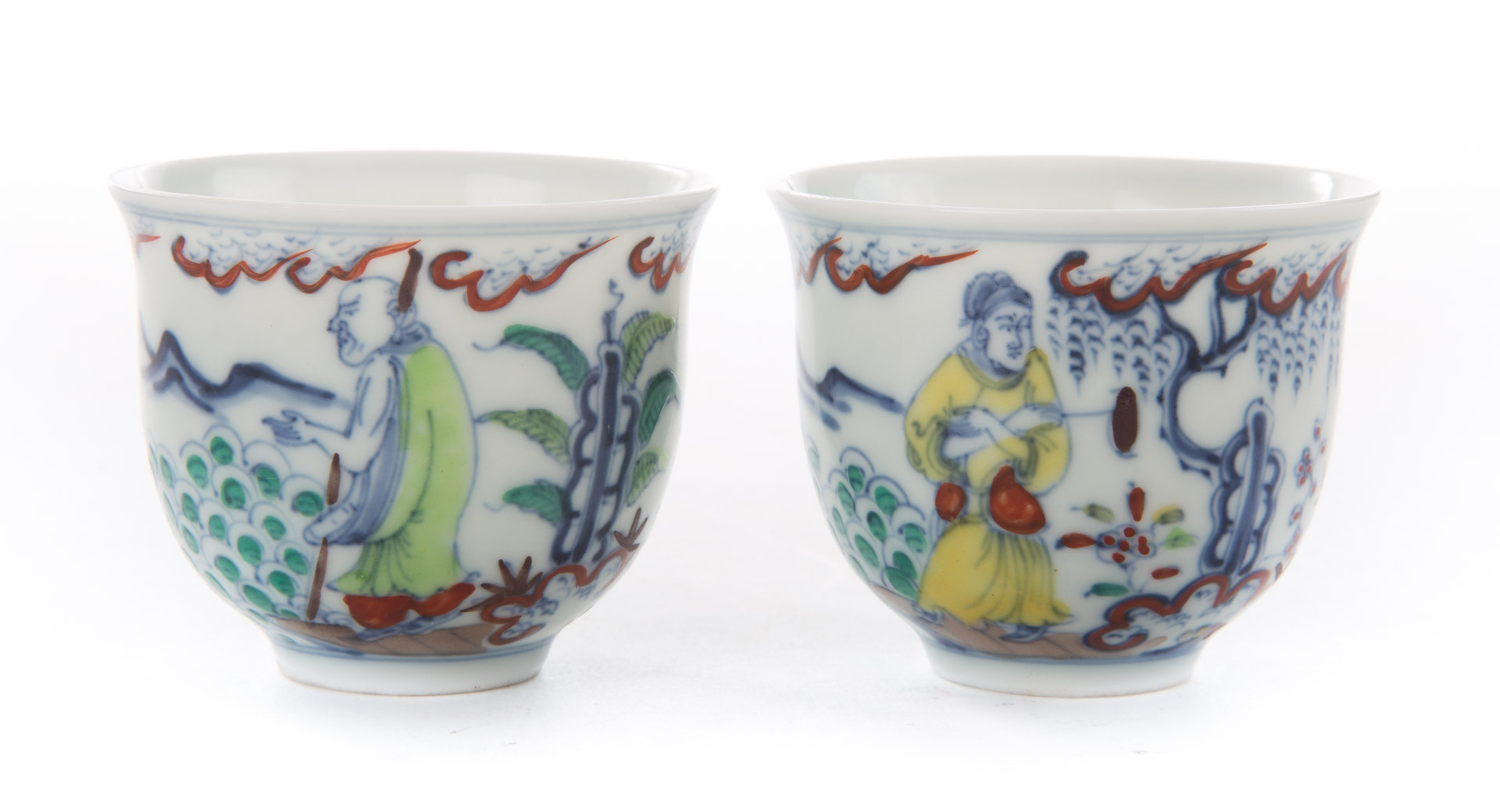 Appraisal: Pair of Chinese doucai glazed porcelain tea bowls each with