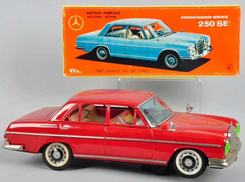 Appraisal: Tin Mercedes-Benz SE Car Battery-Op Toy Description Japanese Made by