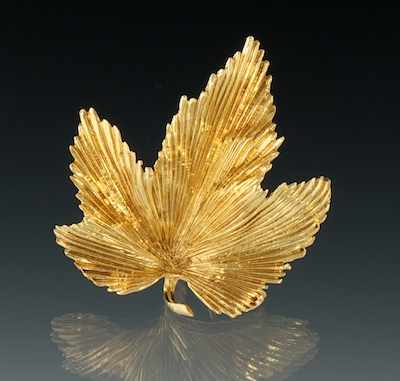 Appraisal: A Ladies' k Leaf Brooch k yellow gold leaf shape