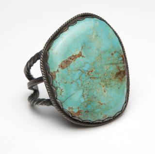 Appraisal: A Native American oversized turquoise cuff The single oversized turquoise