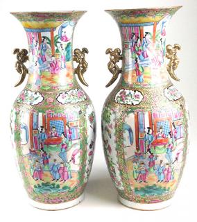 Appraisal: Pair of th c Chinese Famille Rose vases with ornate