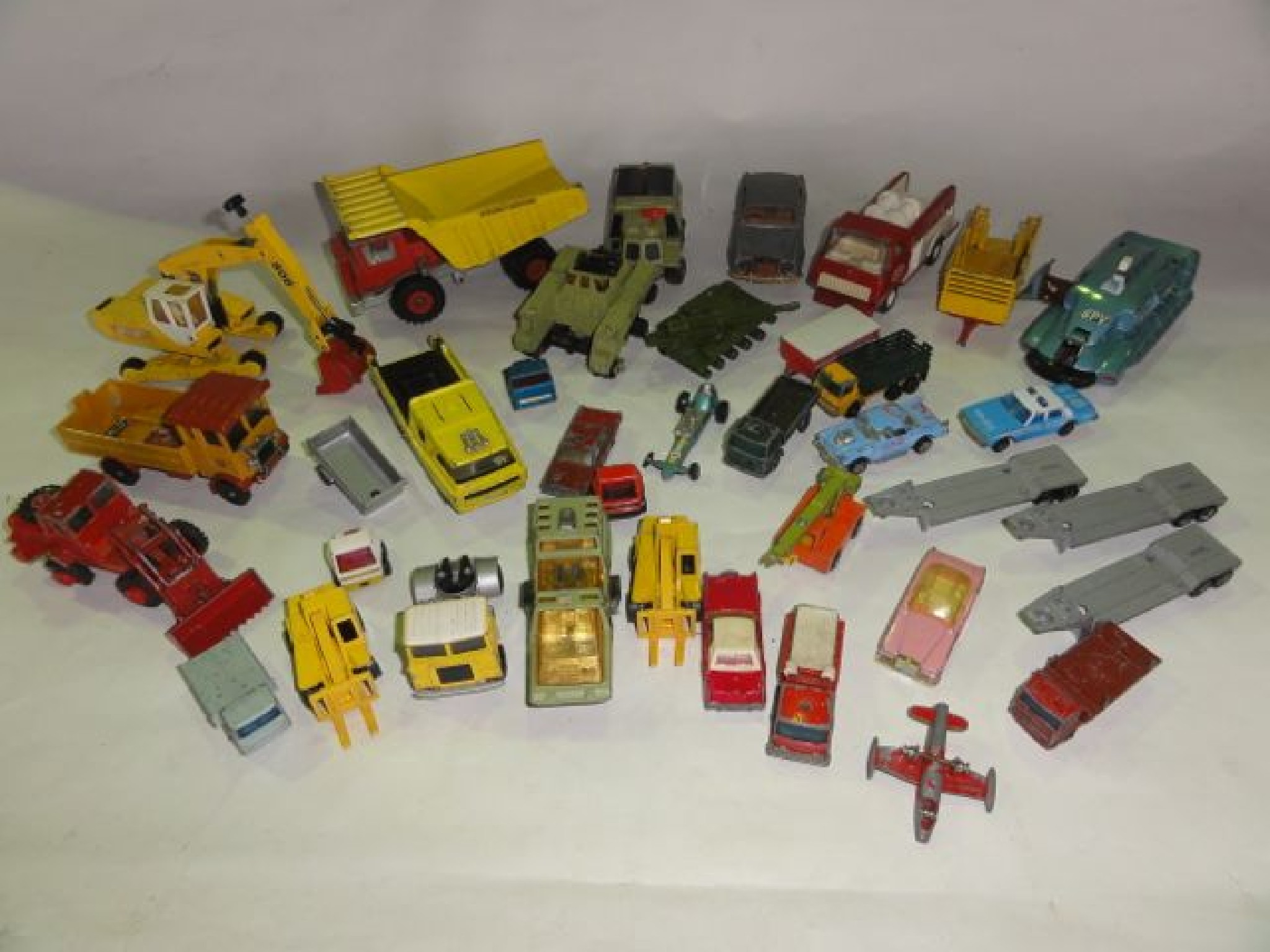 Appraisal: A collection of Tonka matchbox Dinky Corgi toys cars trucks