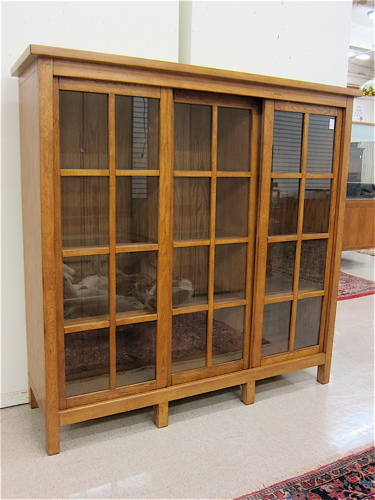 Appraisal: LARGE ARTS CRAFTS STYLE OAK DISPLAY CABINET the interior divided