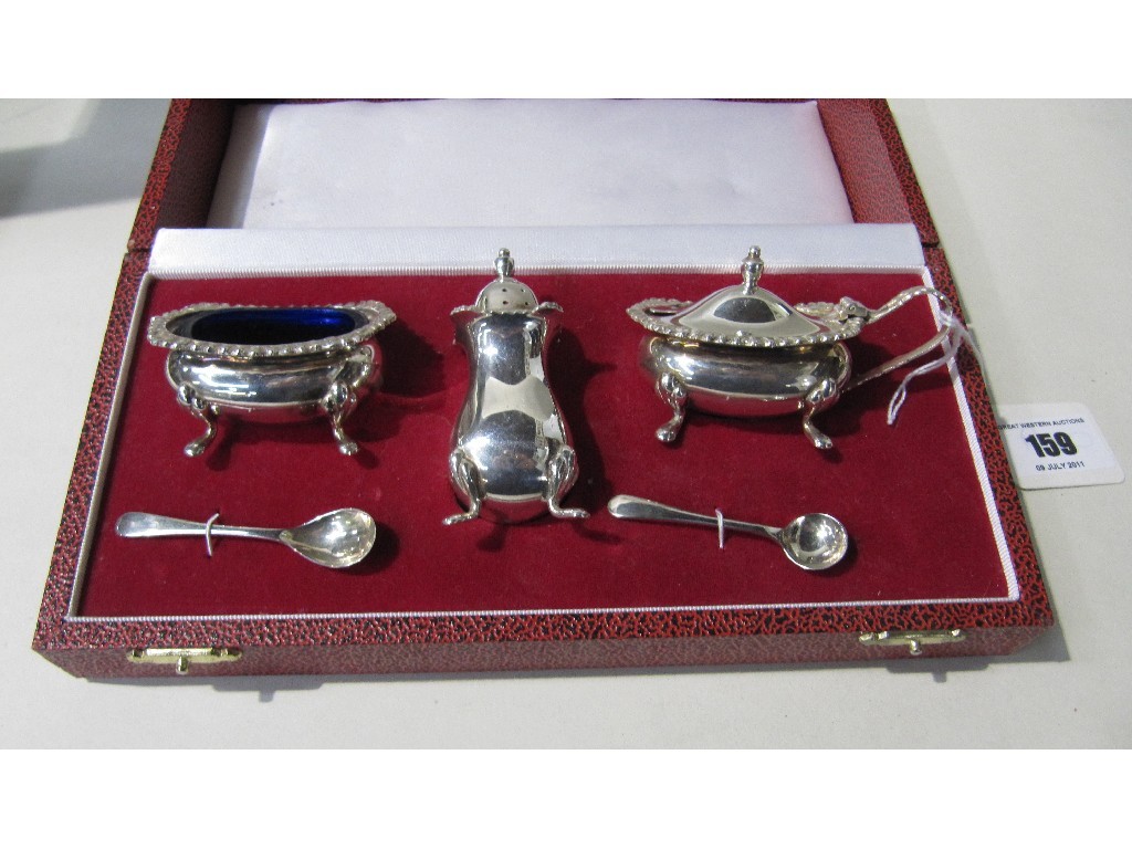 Appraisal: Cased three piece silver condiment set Sheffield