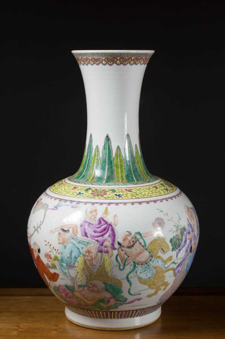 Appraisal: CHINESE QING FAMILLE ROSE PORCELAIN VASE with elongated neck and