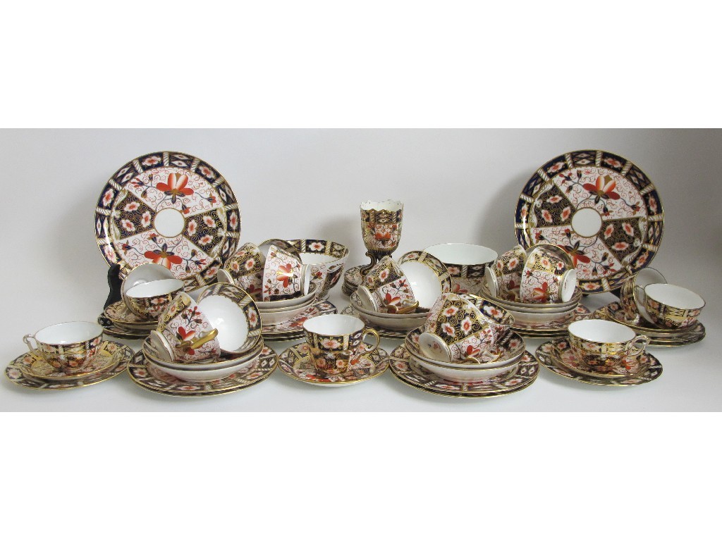 Appraisal: A Royal Crown Derby Imari pattern teaset comprising twelve tea