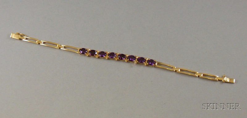 Appraisal: kt Gold and Amethyst Bracelet lg in