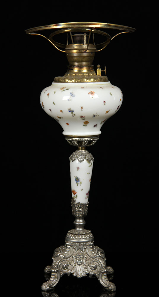 Appraisal: - Bradley Hubbard Banquet Lamp Bradley and Hubbard banquet lamp