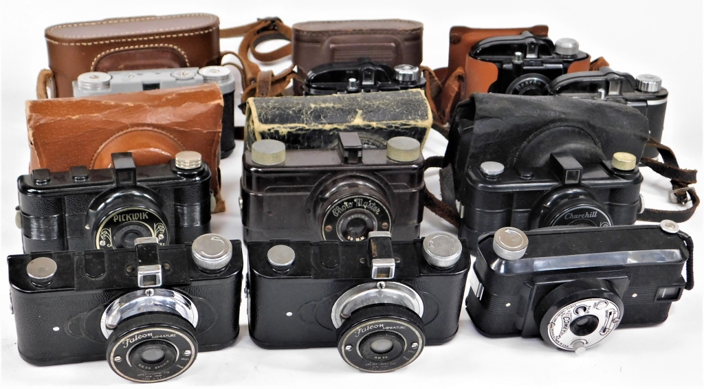 Appraisal: GROUP OF S- S AMERICAN FILM CAMERAS Group of s-