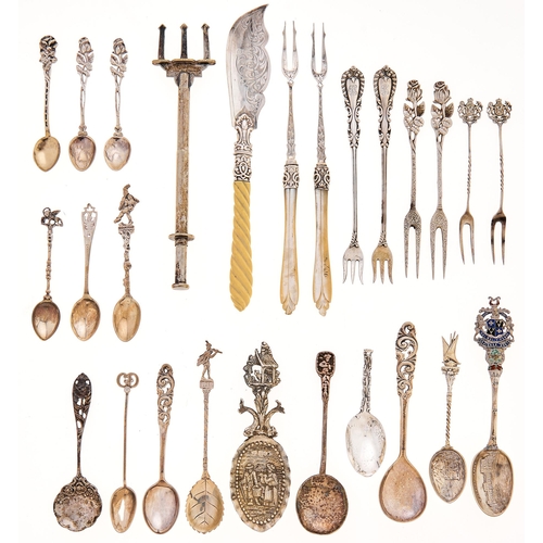 Appraisal: Miscellaneous Victorian and Continental small silver flatware to include mother