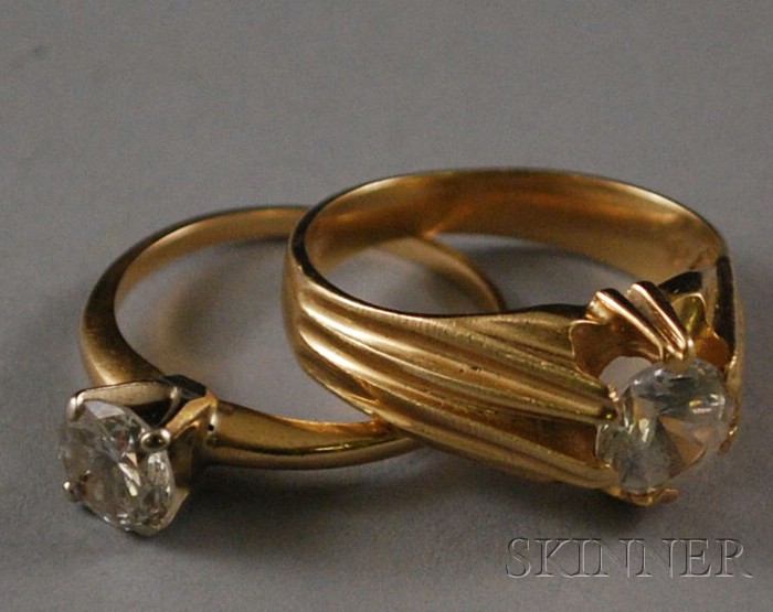 Appraisal: kt Gold and Diamond Solitaire together with a kt gold