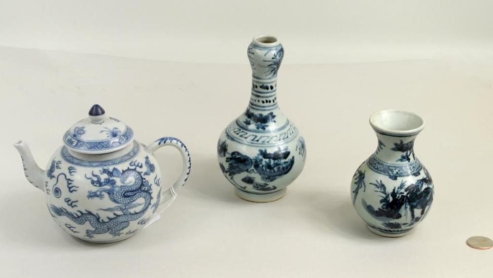 Appraisal: Chinese Blue White Porcelain Shipwreck Vases Chinese blue and white