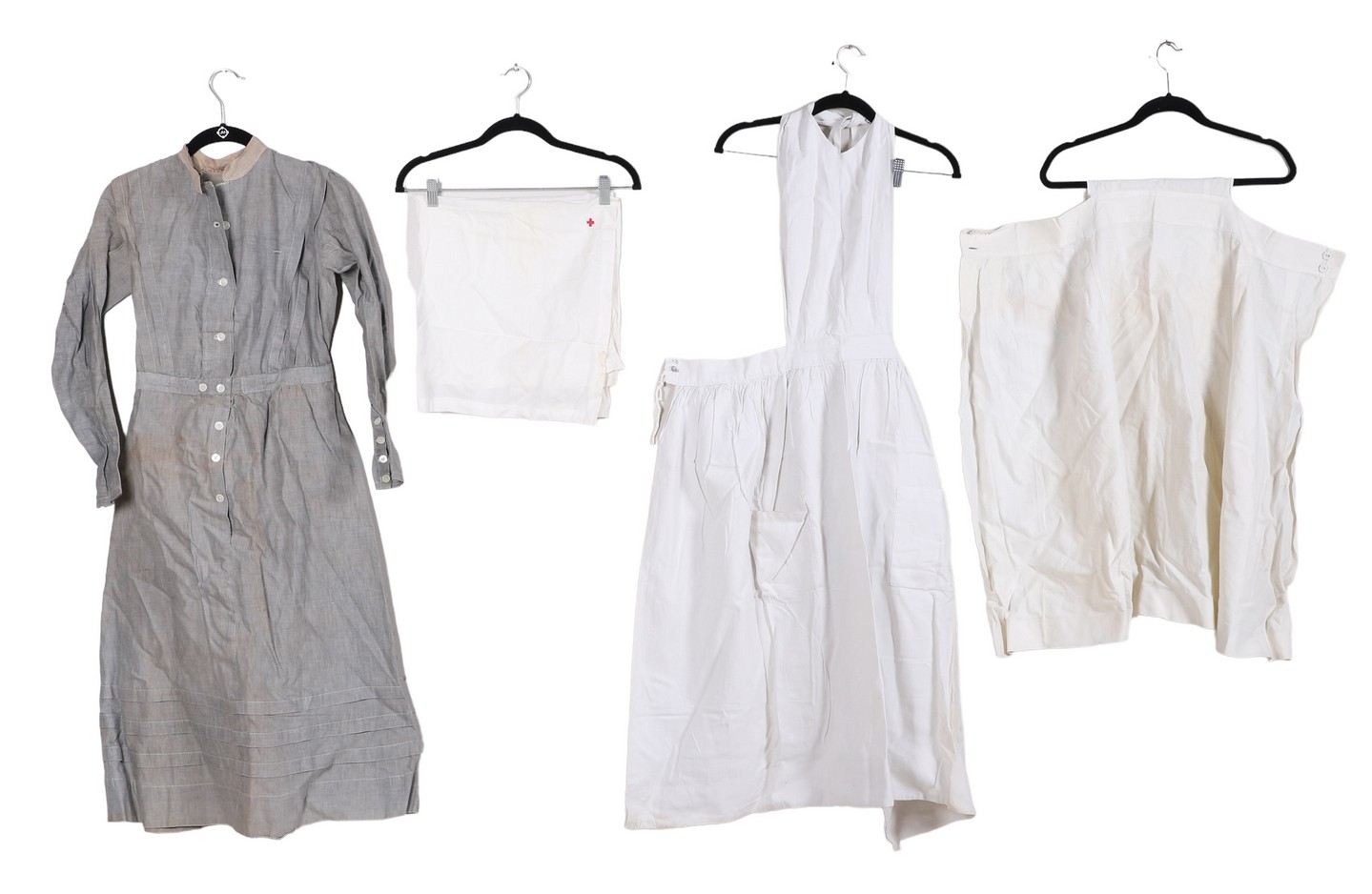 Appraisal: WWI Era nurses garments to include heavy cotton dress apron