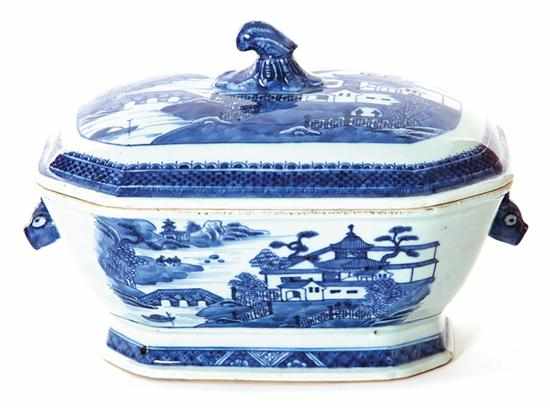 Appraisal: Chinese Export Canton porcelain covered tureen th century floral-handled domed