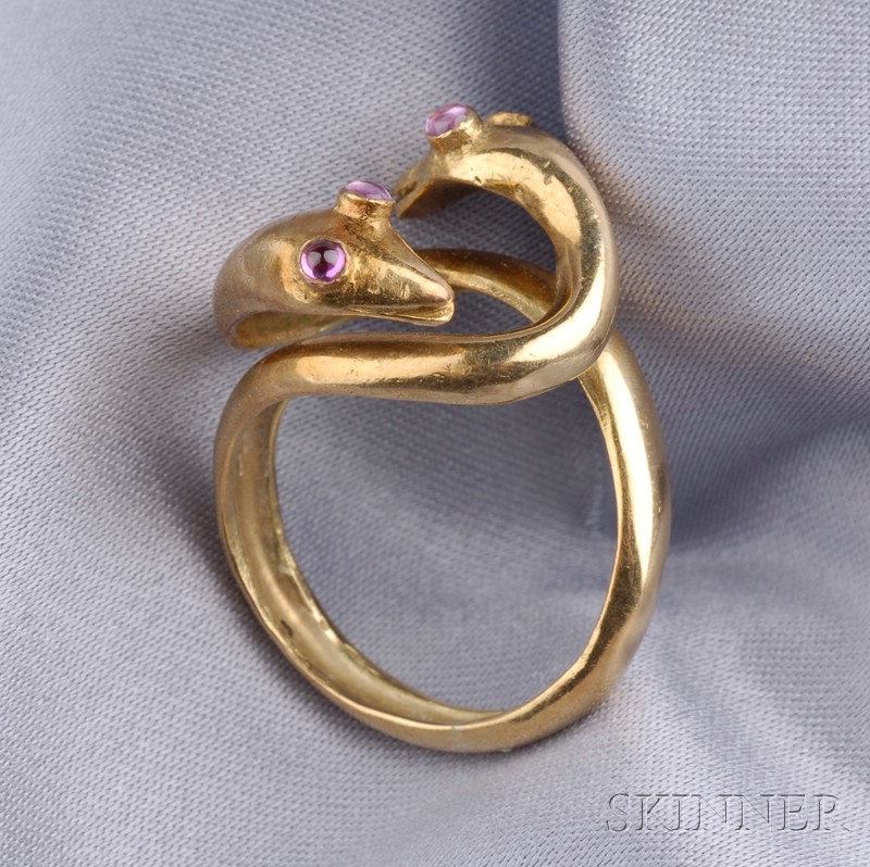 Appraisal: kt Gold Snake Ring designed as intertwined serpents with cabochon