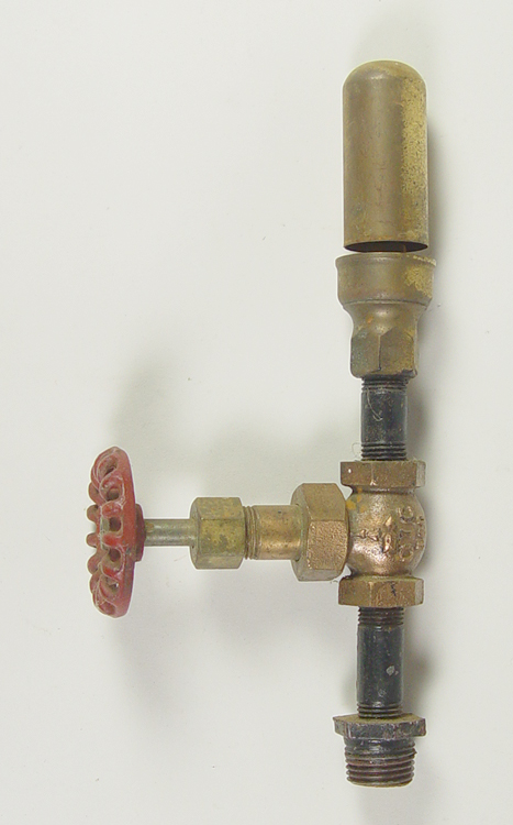 Appraisal: Brass Steam Whistle Single note whistle No lever operated with