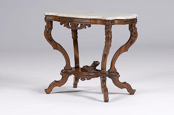 Appraisal: ROSEWOOD -GRAINED DOG TABLE American ca - in grained rosewood