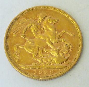 Appraisal: A VICTORIA GOLD SOVEREIGN