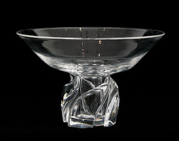 Appraisal: A Steuben Centerpiece Bowl on Pedestal Bowl with Hollow Base