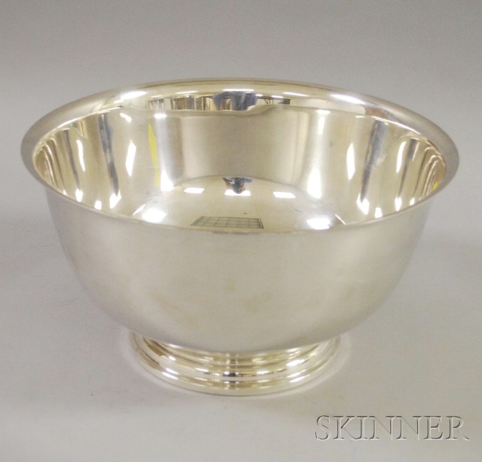 Appraisal: International Sterling Silver Punch Bowl Revere-style dia in approx troy