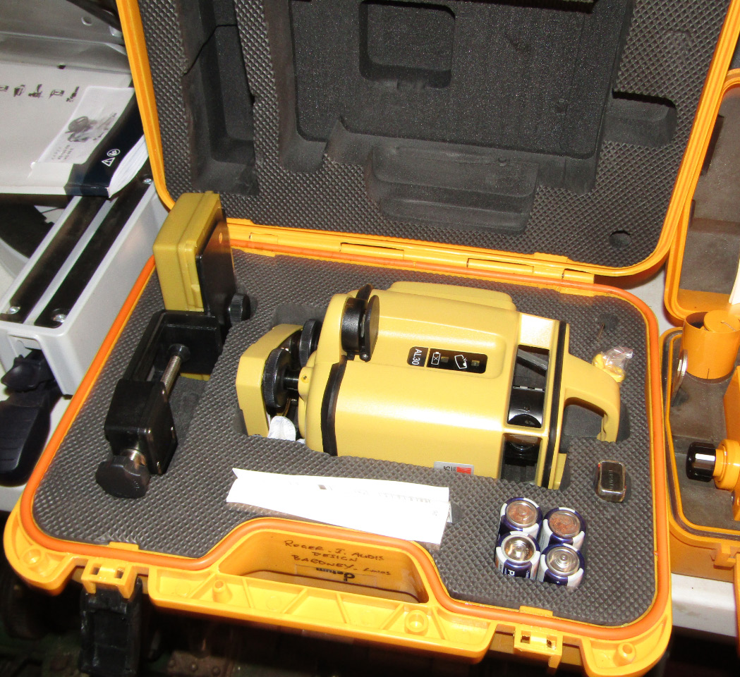 Appraisal: A Datum AL- Automatic laser level and tripod and a