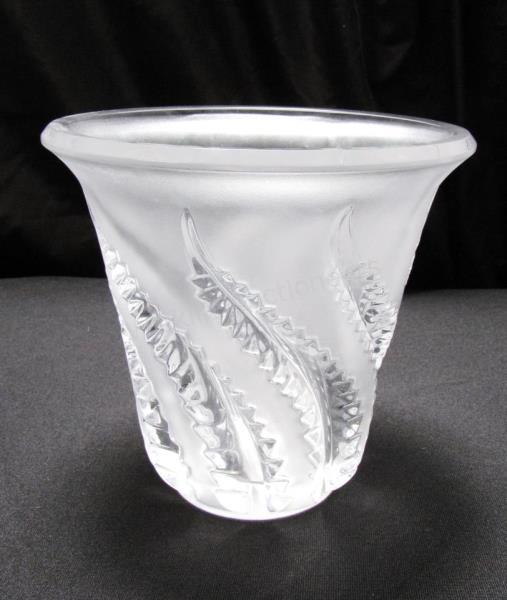 Appraisal: Lalique Lobelia Fern Vase frosted clear clear fern leaf decoration