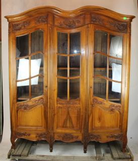 Appraisal: French Louis XV door bookcase with paned glass In walnut