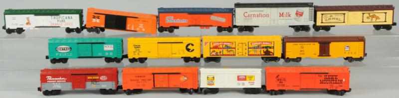 Appraisal: Lot of Lionel Boxcars American Post-war Includes one New York