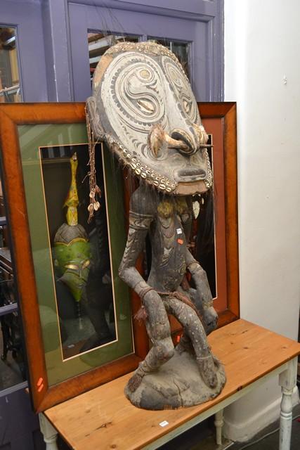 Appraisal: A PAPUA NEW GUINEA CARVED FIGURE