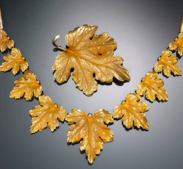 Appraisal: A set of diamond and fourteen karat gold jewelry comprising