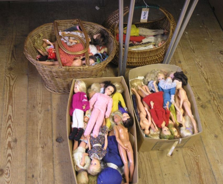 Appraisal: A collection of Cindy and Barbie dolls approximately sixty mainly