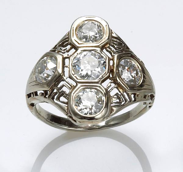 Appraisal: A diamond ring estimated total diamond weight carats mounted in