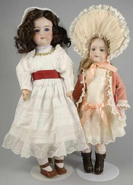 Appraisal: Lot of Pretty German Bisque Child Dolls Description Bisque socket