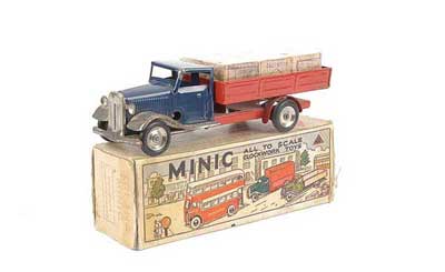 Appraisal: Triang Minic M Standard Lorry with case load version with