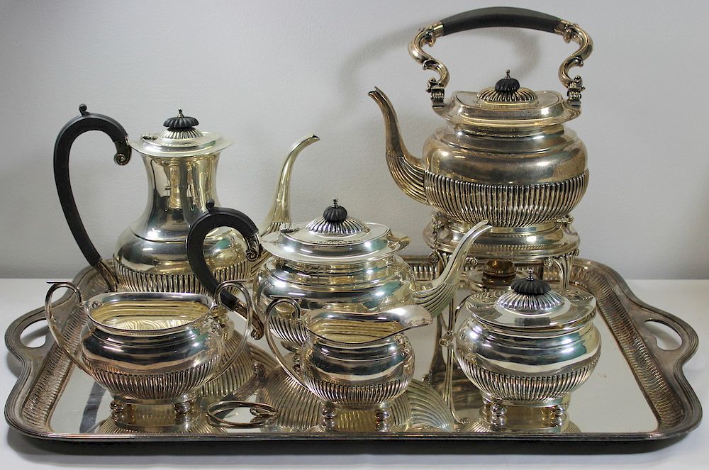 Appraisal: SILVER Pc English Silver Tea Service Includes a mid th