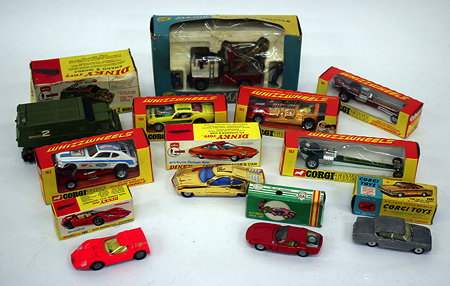 Appraisal: A SMALL QUANTITY OF VARIOUS BOXED DINKY Corgi and others