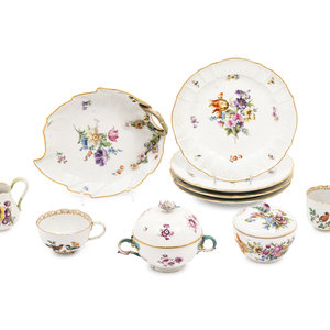 Appraisal: A Set of Meissen Porcelain Plates th Century and Later