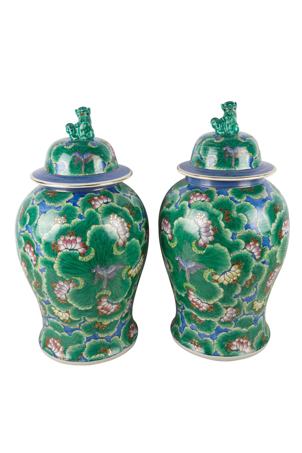 Appraisal: PAIR OF CHINESE PORCELAIN COVERED JARSunmarked each with a foo