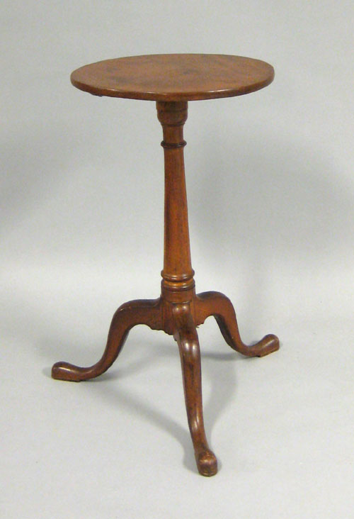 Appraisal: Pennsylvania Queen Anne mahogany candlestand ca the oval top above