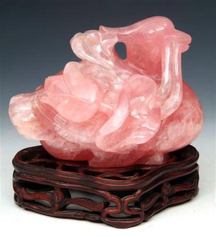 Appraisal: A CHINESE PINK HARDSTONE CARVING of a wood duck with