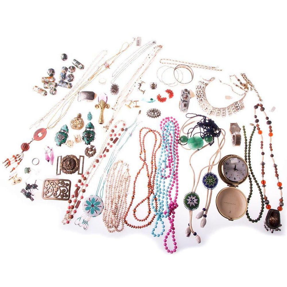 Appraisal: Collection of costume jewelry and assorted items pieces including beaded