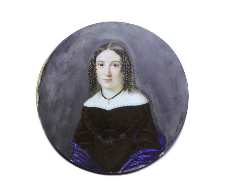 Appraisal: EXCELLENT MINIATURE IVORY PORTRAIT PAINTING OF A YOUNG GIRL Sight