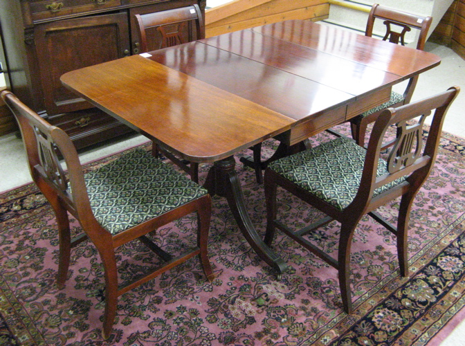 Appraisal: FEDERAL STYLE MAHOGANY DINING TABLE AND CHAIR SET American mid