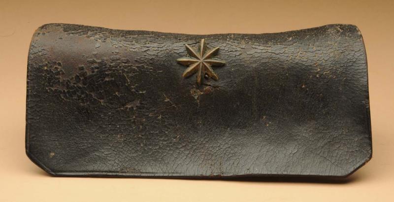 Appraisal: th Century Leather Bullet Pouch This leather pouch has moderate